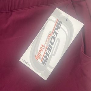 💕NEW💕 Skechers scrubs bottom